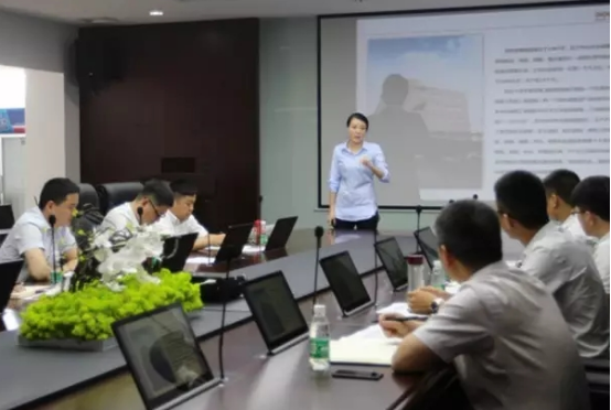 妖精网站免费观看家具品牌文化