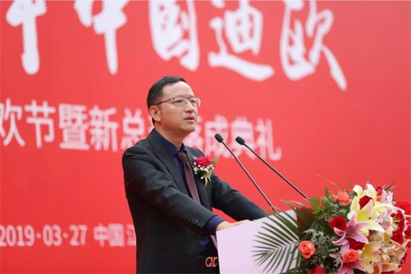 妖精网站免费观看家具