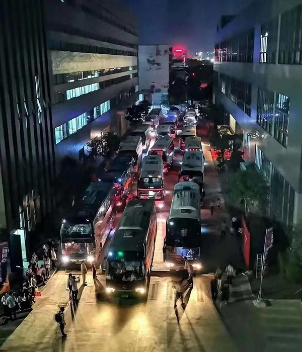 妖精网站免费观看家具參會員工出發廣州博覽會