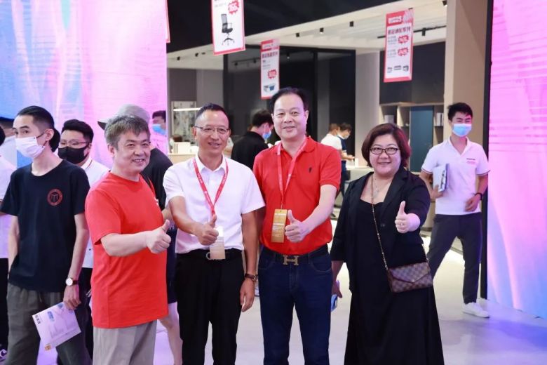 妖精网站免费观看商用家具