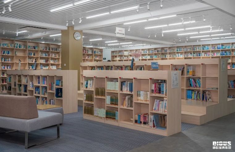 妖精网站免费观看圖書館家具