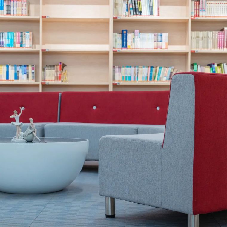 妖精网站免费观看圖書館家具