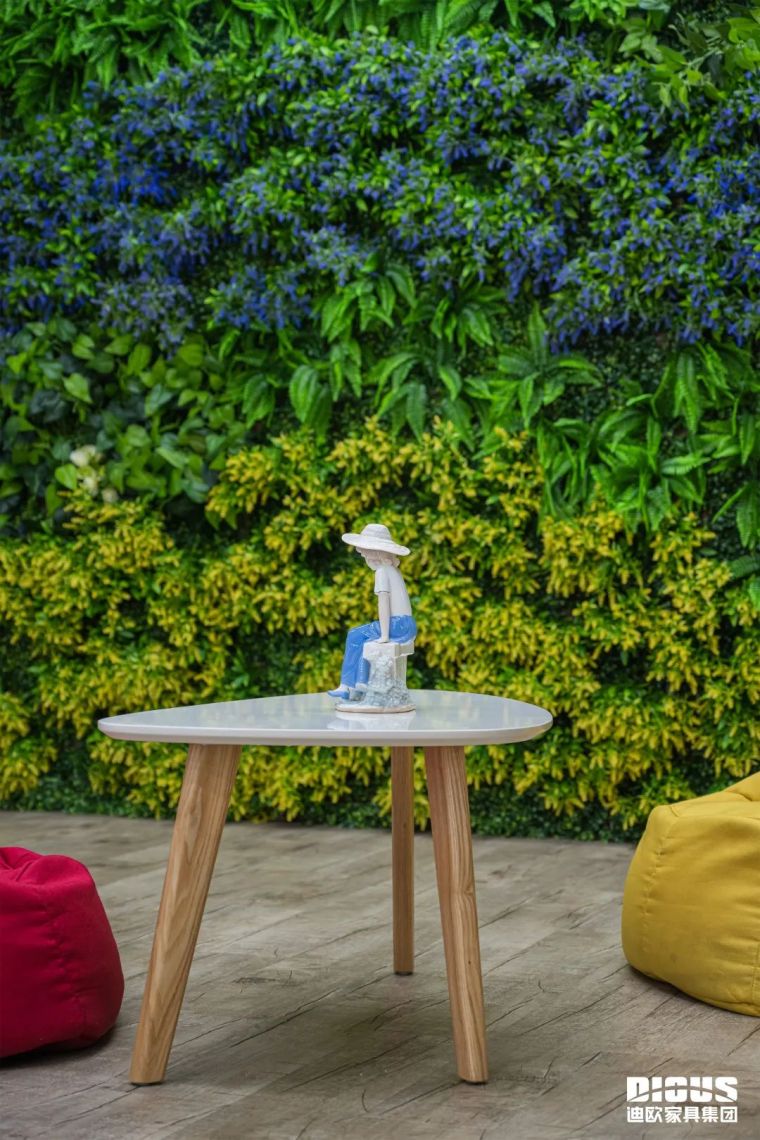 妖精网站免费观看圖書館家具