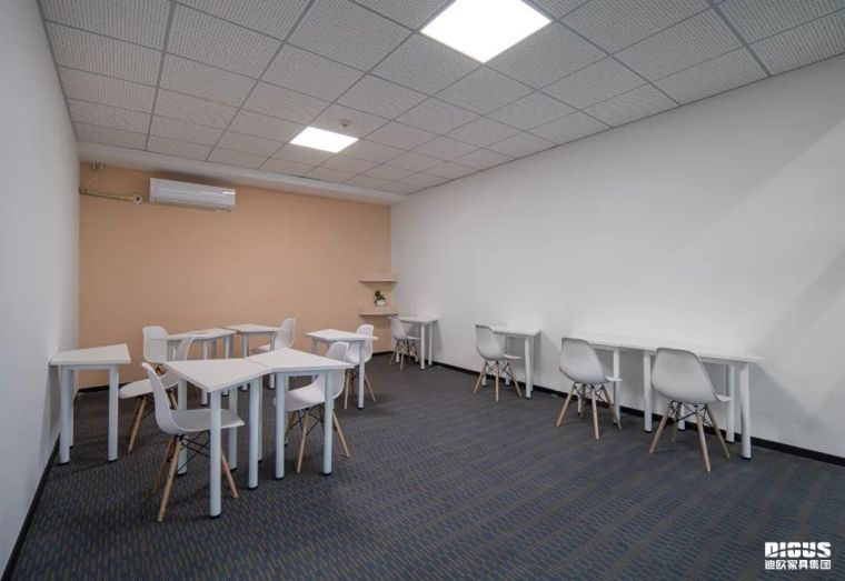 妖精网站免费观看圖書館家具