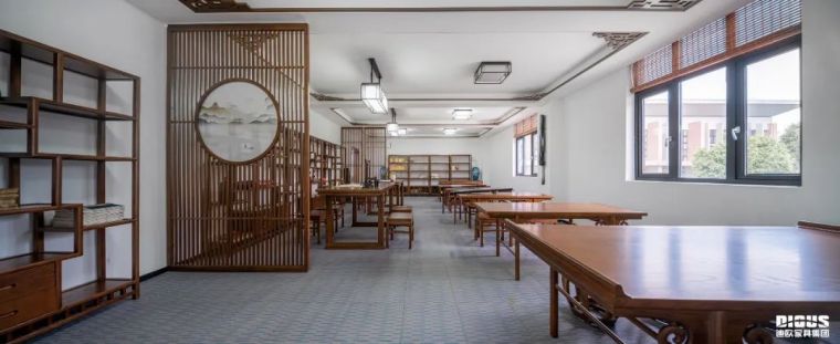 妖精网站免费观看圖書館家具